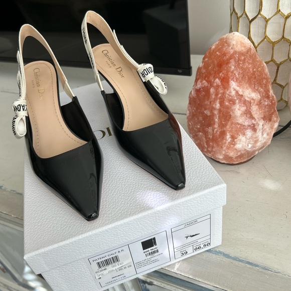 Dior Black Heels with Pointed Toe and Slingback Design - Picture 1 of 3
